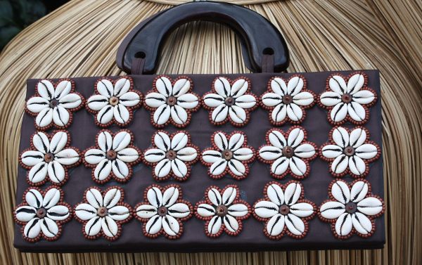 Tas 15 Kralen schelpjes bruin