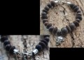 Armband donkere houten kralen olifant