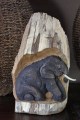 Olifant in hout staand 10032