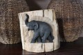 Olifant in hout staand 10047