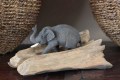 Olifant op hout 10065