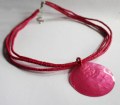 Roze ketting met roze schelpen hanger