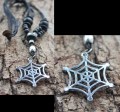 ketting met spinnenweb